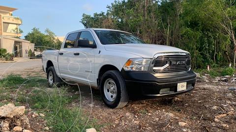 foto RAM 1500 SLT 1500 Crew Cab Trabajo 3.6L Aut 8 vel 4x2 usado (2020) color Blanco precio $540,000