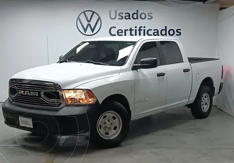 RAM 1500 SLT 1500 Crew Cab Trabajo 3.6L Aut 8 vel 4x2 usado (2020) color Blanco precio $400,000