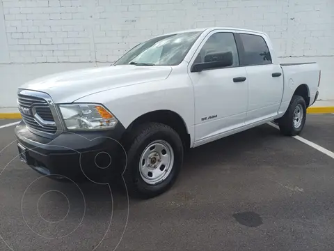 RAM 1500 SLT 1500 Crew Cab Trabajo 5.7L Aut 6 vel 4x4 usado (2020) color Blanco precio $440,900