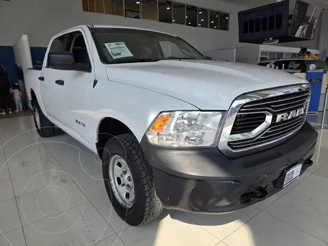 RAM 1500 SLT 1500 Crew Cab Trabajo 3.6L Aut 8 vel 4x4 usado (2020) color Blanco precio $385,000