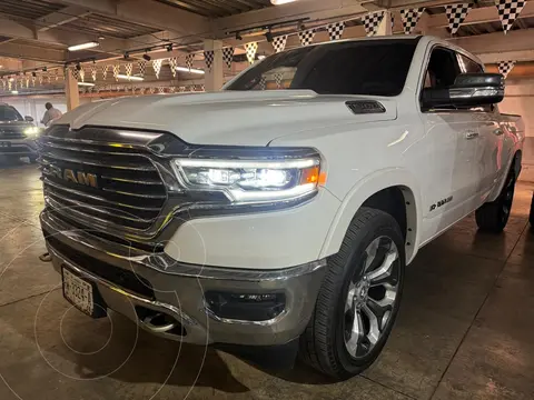 RAM 1500 Mild Hybrid Limited Night Edition 4x4 usado (2022) color Blanco Perla precio $900,000