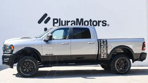 RAM 2500 Power Wagon 6.4L usado (2024) color plateado precio $1,384,000