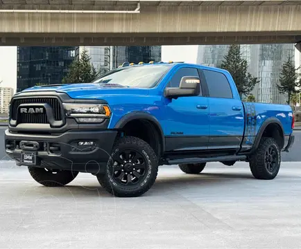 RAM 2500 Power Wagon 6.4L usado (2024) color Azul financiado en mensualidades(enganche $285,780 mensualidades desde $28,192)