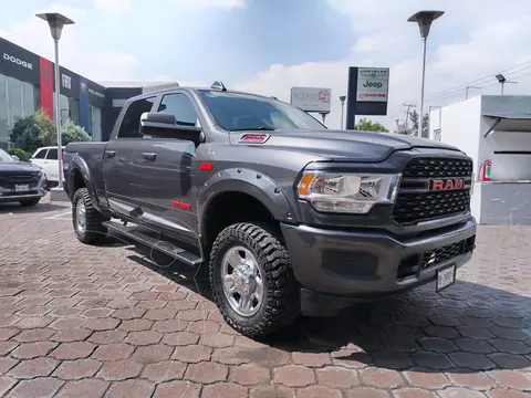 RAM 2500 6.4L SLT usado (2022) color Plata precio $1,070,000