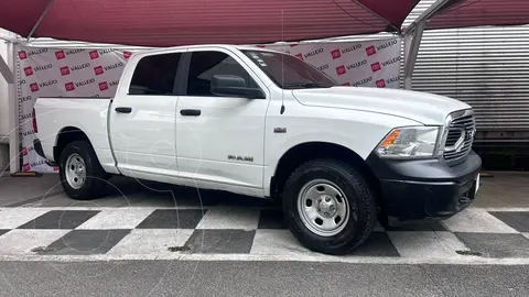 RAM 2500 6.4L SLT usado (2021) color Blanco financiado en mensualidades(enganche $265,012 mensualidades desde $11,385)