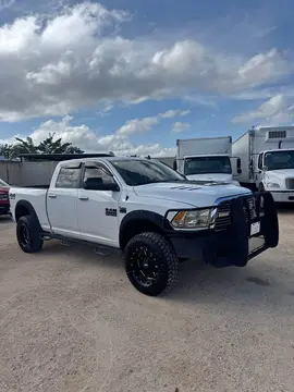 RAM 2500 SLT 2500 Trabajo 5.7L Aut 4x4 usado (2014) color Blanco precio $410,000