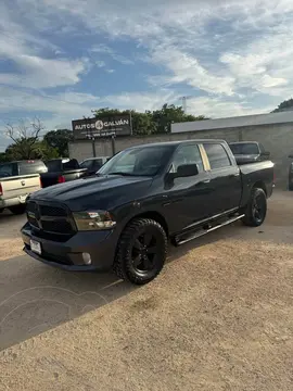 RAM 2500 SLT 2500 HD 6.4L Aut 4x4 usado (2019) color Negro precio $395,000