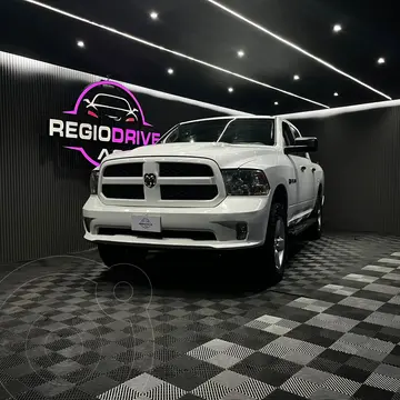 RAM 2500 SLT 2500 Trabajo 5.7L Aut 4x4 usado (2016) color Blanco precio $299,900