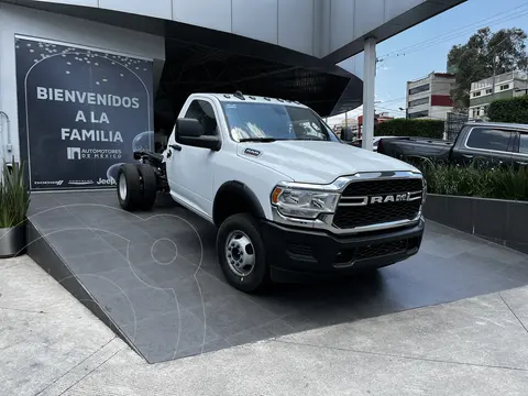 RAM 4000 5.7L Chasis P 4x2 nuevo color Blanco precio $924,900