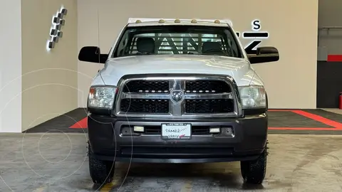 RAM 4000 5.7L Chasis Cabina PL 4x2 usado (2015) color Blanco precio $389,000