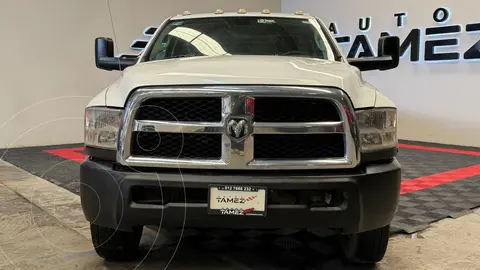 RAM 4000 5.7L Chasis Cabina PL 4x2 usado (2018) color Blanco precio $410,000