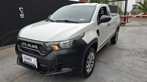 foto RAM 700 1.4L SLT usado (2023) color Blanco precio $9.580.000