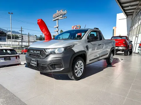 RAM 700 SLT Regular Cab usado (2022) color plateado financiado en mensualidades(enganche $56,980 mensualidades desde $5,831)