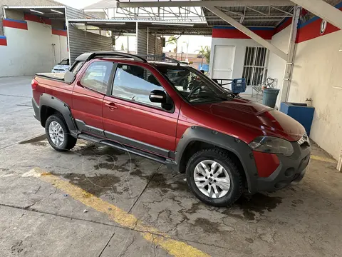 RAM 700 Club Cab Adventure Apple CarPlay Android Auto usado (2018) color Rojo precio $230,000