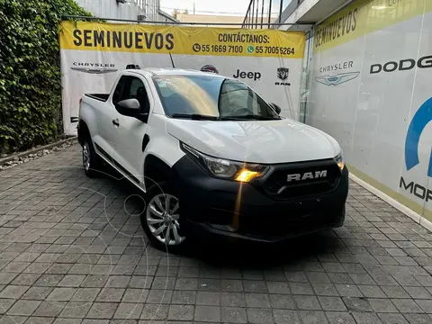 RAM 700 SLT Regular Cab usado (2022) color Blanco precio $268,000