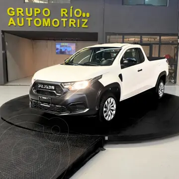 RAM 700 SLT Regular Cab usado (2024) color Blanco financiado en mensualidades(enganche $36,138 mensualidades desde $7,619)