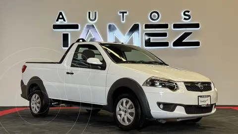 RAM 700 SLT Club Cab usado (2018) color Blanco precio $165,000