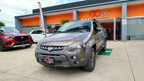 RAM 700 Club Cab Adventure Apple CarPlay Android Auto usado (2019) color caf precio $250,000