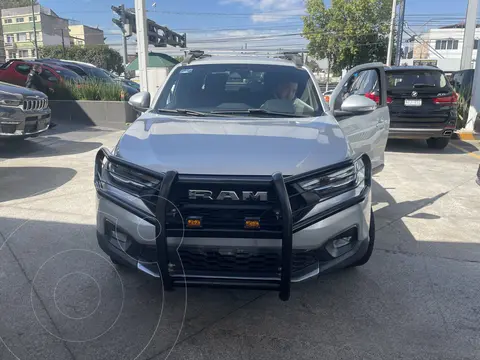 RAM 700 Laramie Crew Cab usado (2021) color Plata precio $310,000