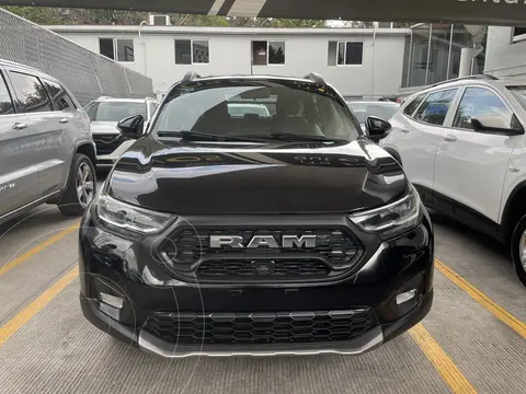 RAM 700 Laramie Turbo Aut usado (2024) color Negro financiado en mensualidades(enganche $84,000 mensualidades desde $10,560)