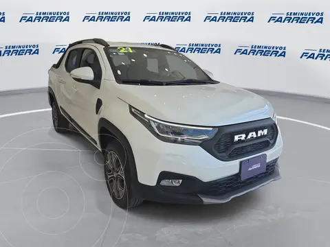 RAM 700 Laramie Crew Cab usado (2021) color Blanco financiado en mensualidades(enganche $82,150 mensualidades desde $6,814)