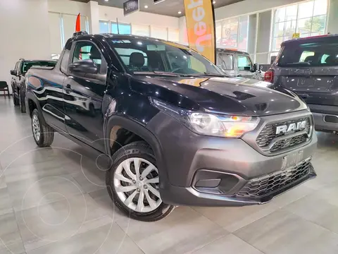 RAM 700 SLT Regular Cab usado (2024) color Negro financiado en mensualidades(enganche $124,564 mensualidades desde $5,351)