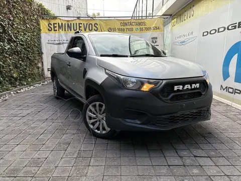 RAM 700 SLT Regular Cab usado (2022) color plateado precio $254,000