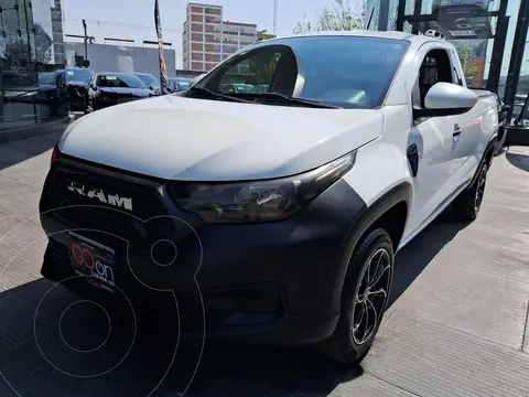 RAM 700 SLT Regular Cab usado (2023) color Blanco financiado en mensualidades(enganche $77,662 mensualidades desde $5,939)