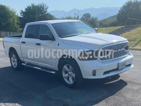 foto RAM 1500 Hemi Sport 5.7L 4x4 usado (2017) precio $409,000