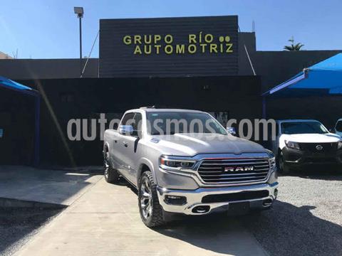 foto RAM RAM 1500 Limited Longhorn V8 8 vel 4X4 usado (2019) color Plata precio $959,000