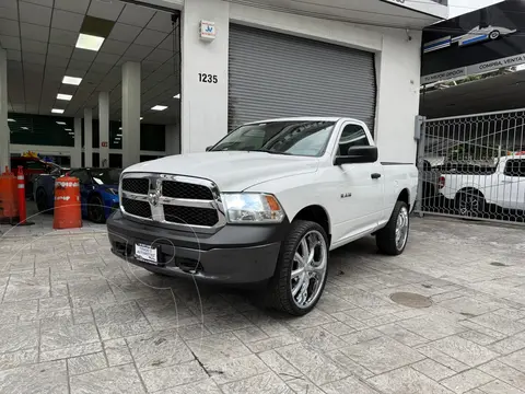 RAM ST 2500 Regular Cab 5.7L 4x4 Aut usado (2015) color Blanco precio $259,900