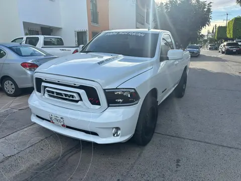 RAM ST 2500 Regular Cab 5.7L 4x2 usado (2013) color Blanco precio $249,000
