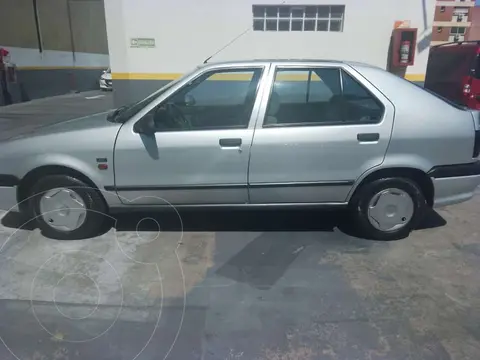 Renault 19 Tric RNi 1.6 usado (1996) color Gris precio $7.500.000