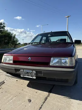 Renault 9 RL Aa usado (1997) color Bordo precio $950.000