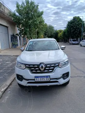 Renault Alaskan Intens 4x2 Aut usado (2026) color Blanco Glaciar precio $62.000.000