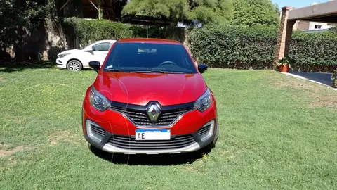 foto Renault Captur Zen usado (2020) color Rojo precio $5.600.000