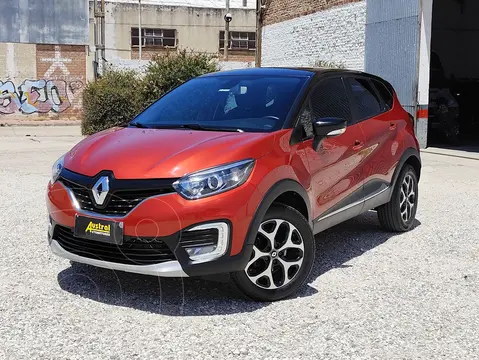Renault Captur Intens usado (2017) color Rojo financiado en cuotas(anticipo $13.000.000)