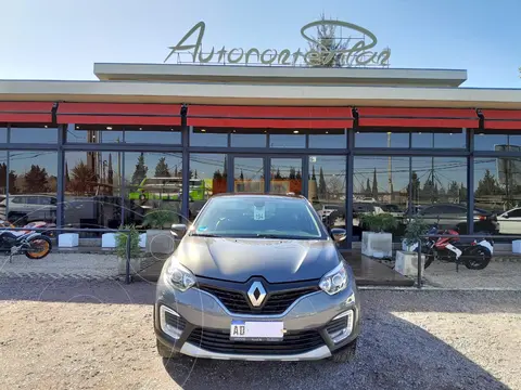 foto Renault Captur CAPTUR 1.6 INTENS CVT usado (2019) color Gris Oscuro precio u$s18.000