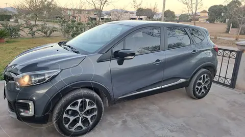 Renault Captur Intens usado (2018) color Gris precio $18.000.000