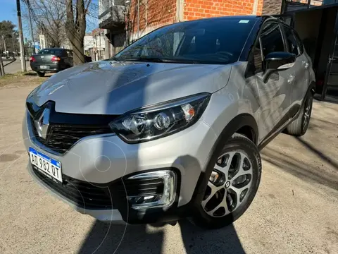 Renault Captur Intens usado (2019) color Gris financiado en cuotas(anticipo $3.000.000 cuotas desde $200.000)