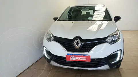 Renault Captur Zen usado (2017) color Blanco financiado en cuotas(anticipo $8.600.000 cuotas desde $268.750)