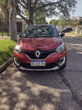 Renault Captur Intens 1.6 CVT usado (2019) color Rojo precio $5.500.000