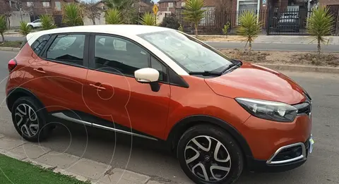 Renault Captur 1.5L Expression usado (2018) color Naranja precio $8.500.000