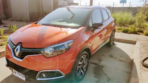 Renault Captur 1.5L Expression usado (2017) color Naranja precio $11.490.000