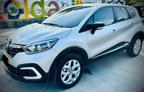 Renault Captur 2.0L Zen usado (2021) color Plata precio $65.000.000