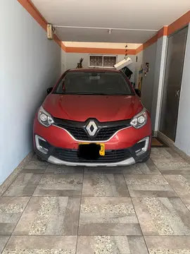 Renault Captur 2.0L Intens Aut usado (2018) color Rojo precio $68.000.000