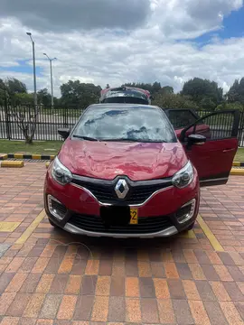 Renault Captur 2.0L Intens Aut usado (2020) color Rojo precio $76.000.000