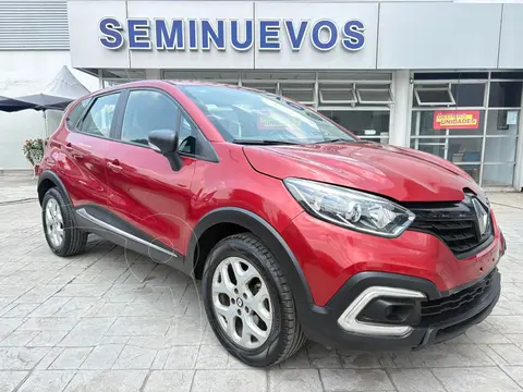 Renault Captur Iconic CVT usado (2022) color Rojo Flama financiado en mensualidades(enganche $80,475 mensualidades desde $6,586)
