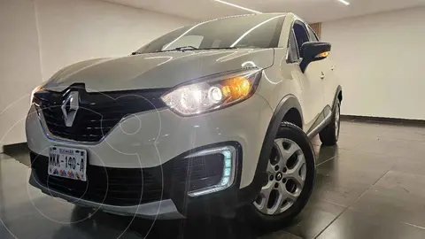 Renault Captur Intens usado (2018) color Beige financiado en mensualidades(enganche $38,500 mensualidades desde $4,456)