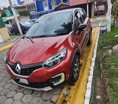 Renault Captur Iconic CVT usado (2021) color Rojo Flama precio $310,000